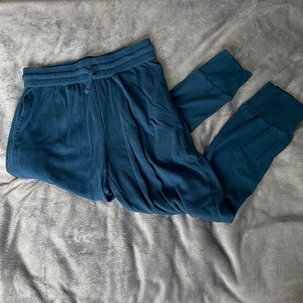 Kate Quinn Skinny Crop Joggers